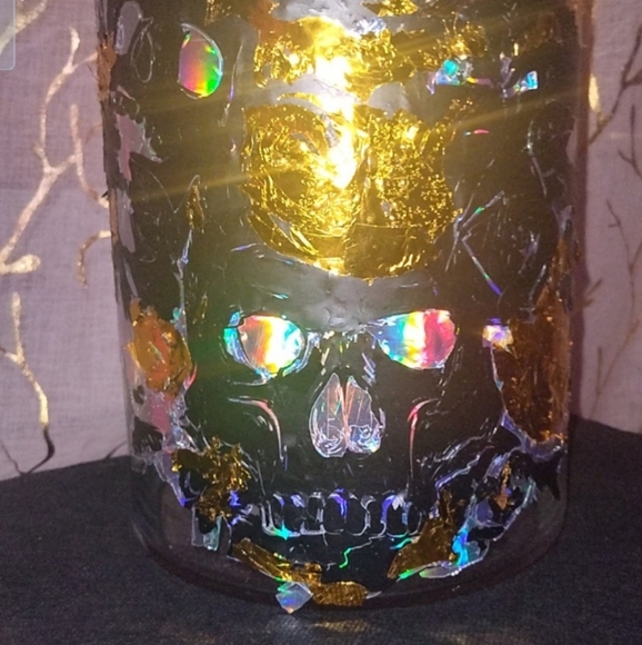 Holographic Tres skeletons n roses - Picture 6 of 6
